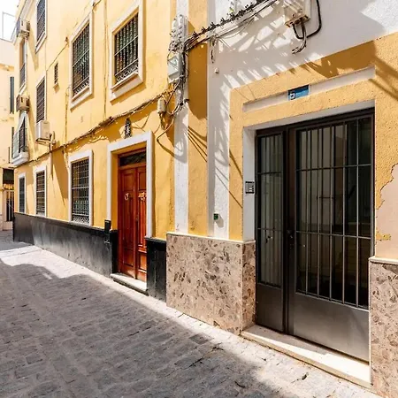Amplio Piso De 80m2 En Pleno Centro